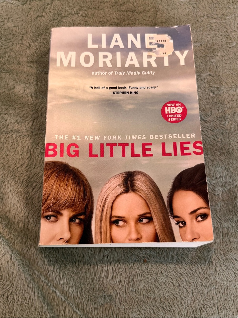 Big Little Lies Liane Moriarty Paperback 2017 HBO Tie-In Readers Guide